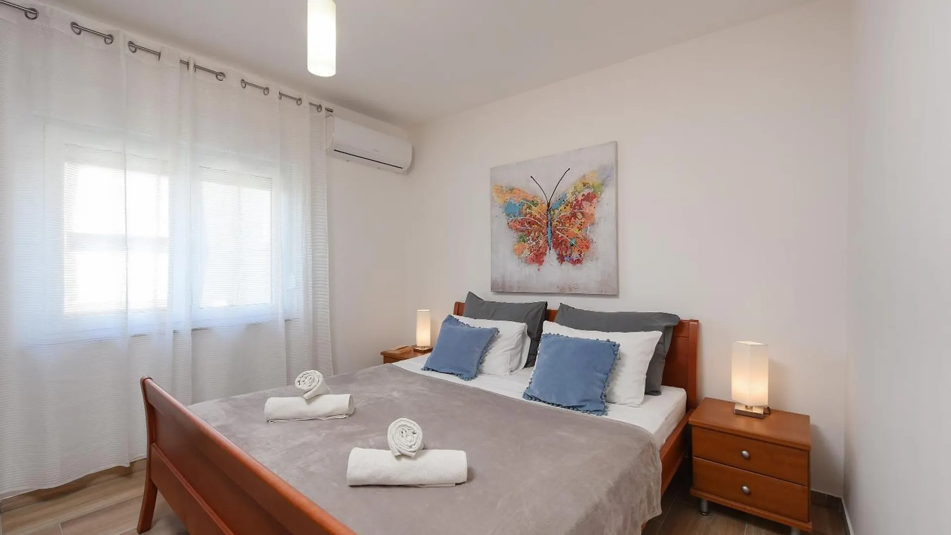 Sunset Beach Suites Kozino