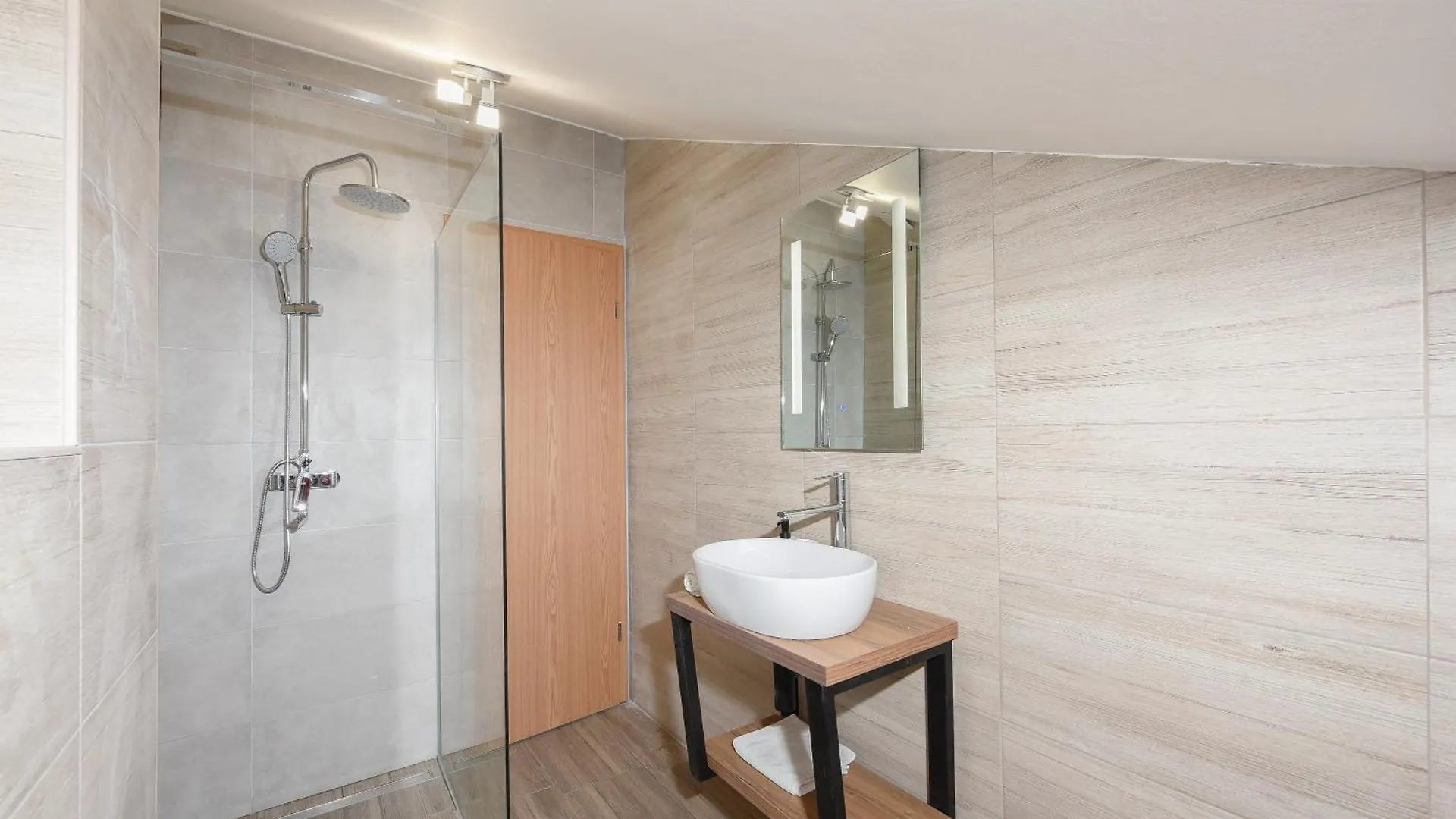 Apartment Sunset Beach Suites Kozino